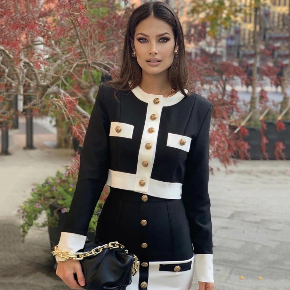 Metal Buckle Black And White Color Blocking Short Knitted Cardigan